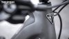 ebike-triumph-trekker-gt-2021-dettaglio-telaio-logo.jpg